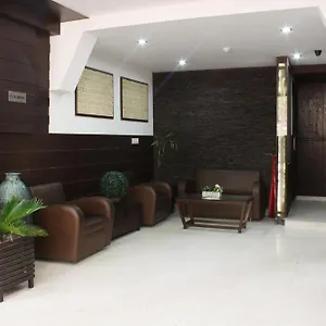 https://oyo-2457-hotel-zambala.hotelsdelhi.org